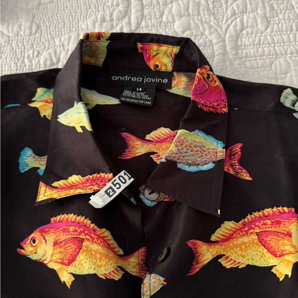 Andrea Jovine Women's Colorful Fish Print Shirt